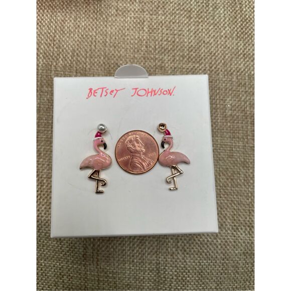 New Betsy Johnson Flamingo Santa Earrings 3D Read - Picture 5 of 5